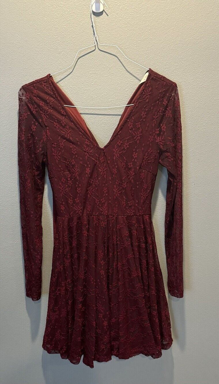 Altar’d State Fit And Flare Tie Back Dress Red Lace Women’s M